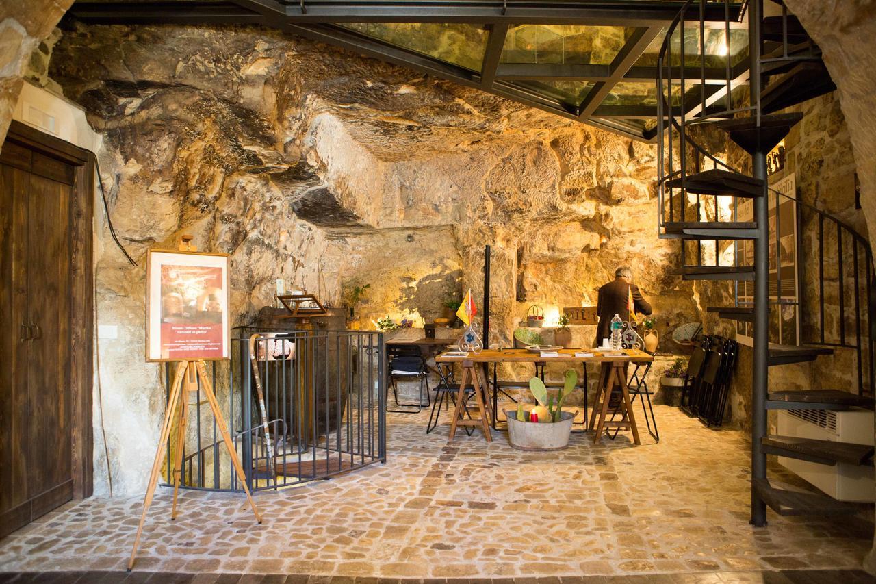 Casa Degli Avi Don Neli, Immersa Nella Natura 모디카 외부 사진
