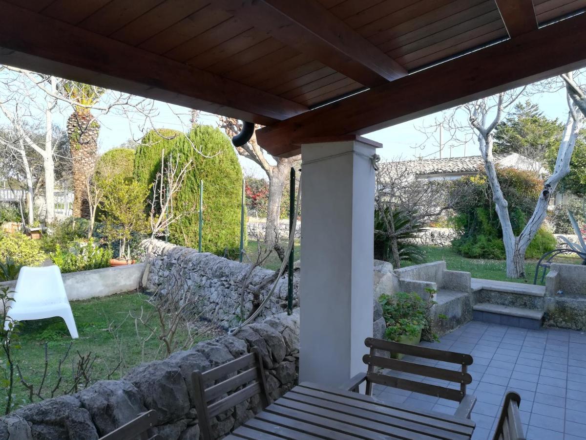 Casa Degli Avi Don Neli, Immersa Nella Natura 모디카 외부 사진